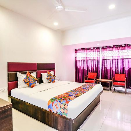 Fabexpress Raj Tourist Otel Nashik Dış mekan fotoğraf